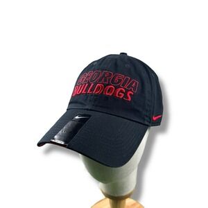 NWT Nike Heritage86 UGA Georgia Bulldogs Black/Red Spellout Strapback Hat OSFM